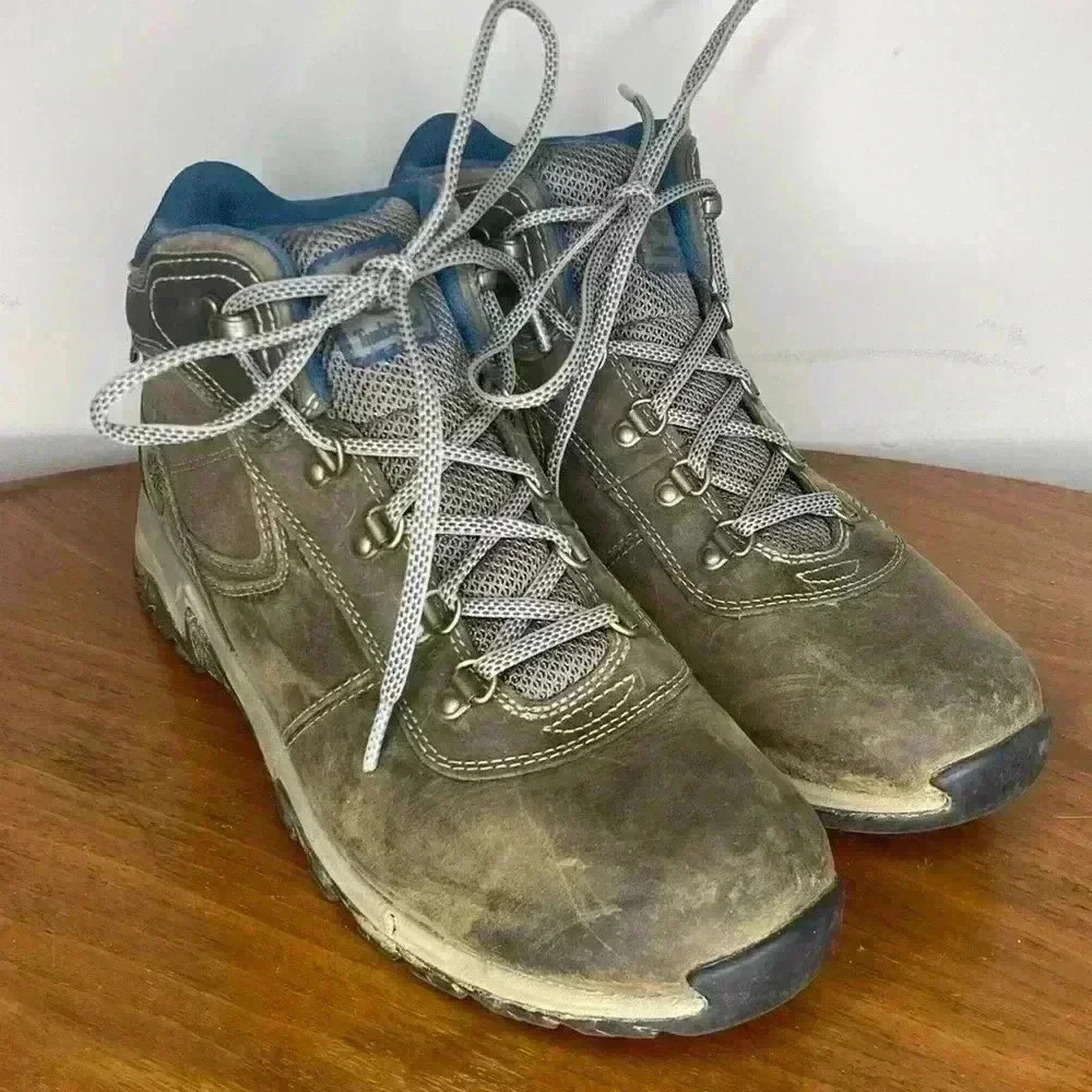 Womens Timberland Mt Maddsen Waterproof Mid Hiker Boots  Size 10